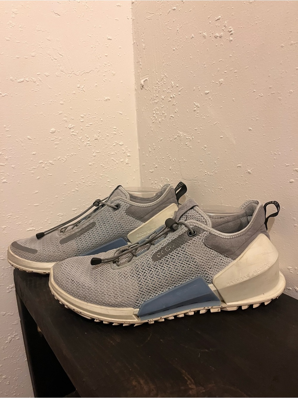 Ecco Biom 2.0 Grey Mesh Breathru Sneakers with Speedlace Closure Men’s Size 44